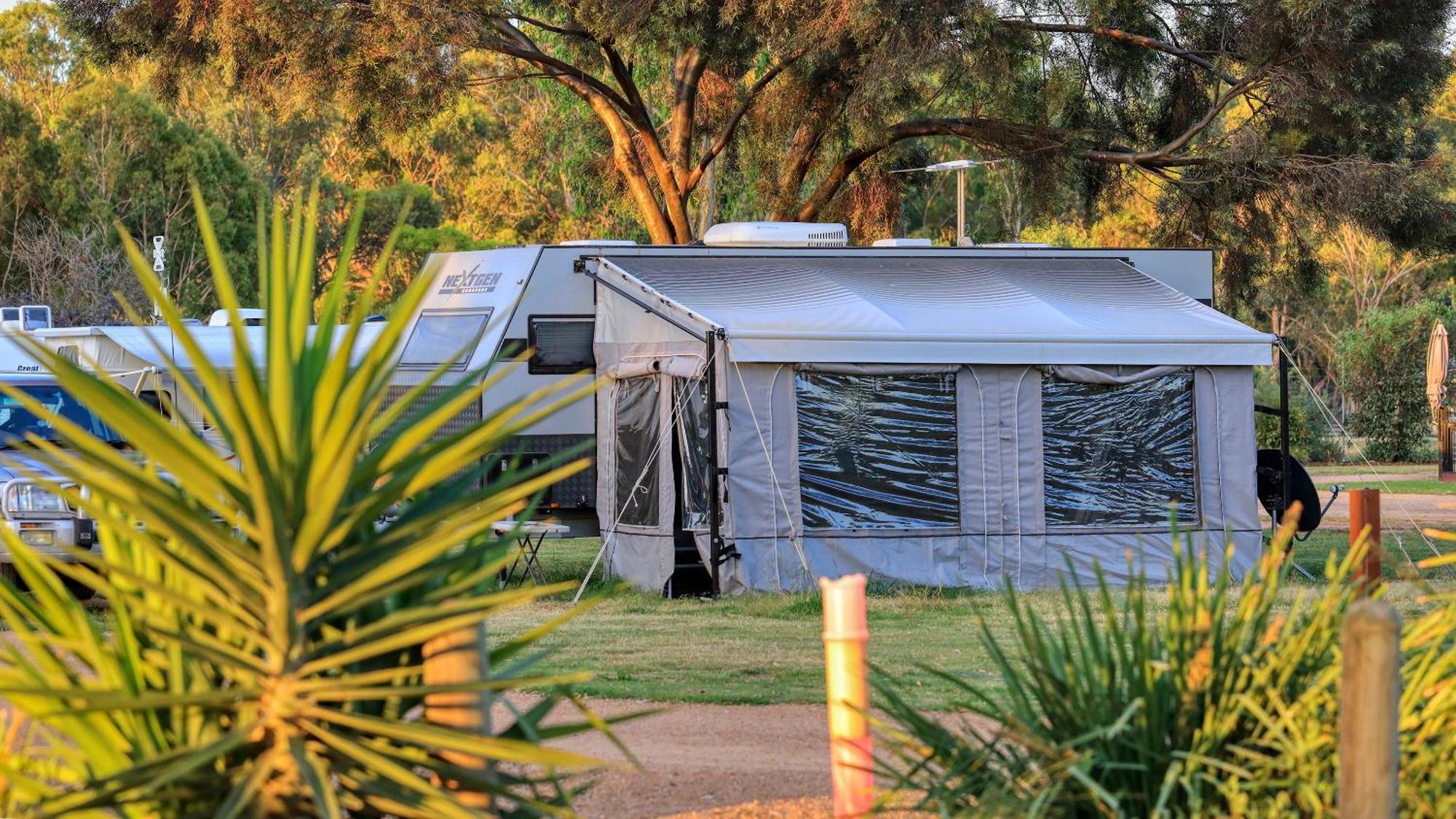 Yarrawonga Riverlands Tourist Park מראה חיצוני תמונה